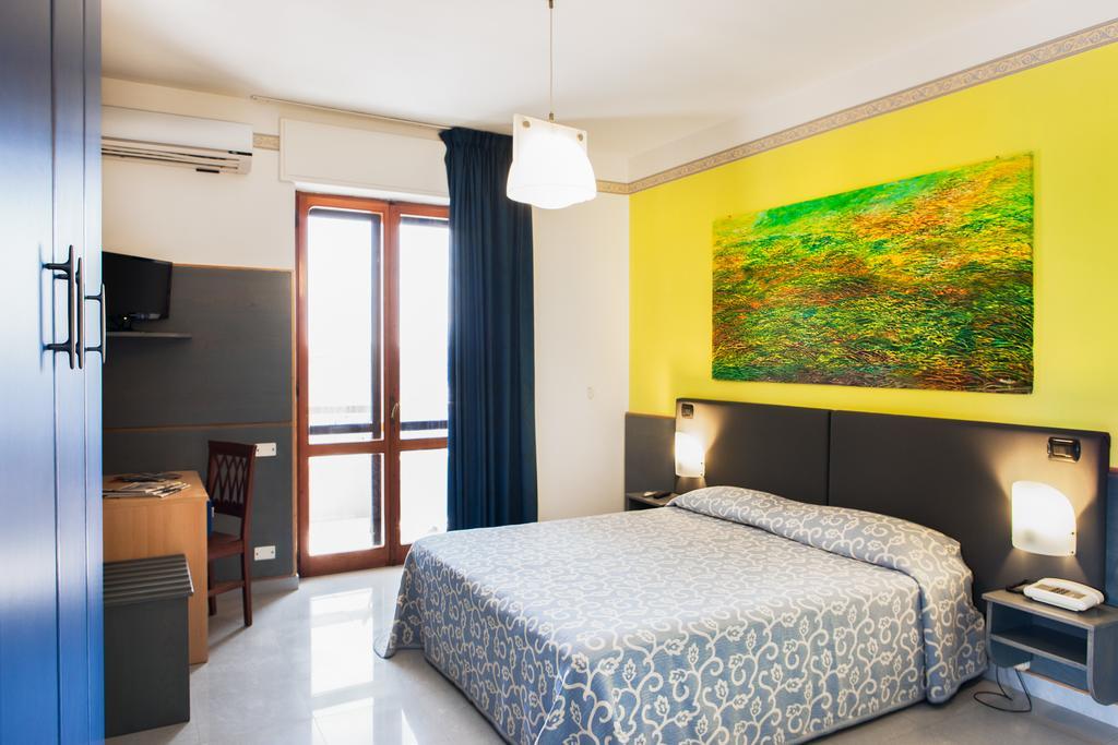 Hotel Côte D'Est San Foca Buitenkant foto