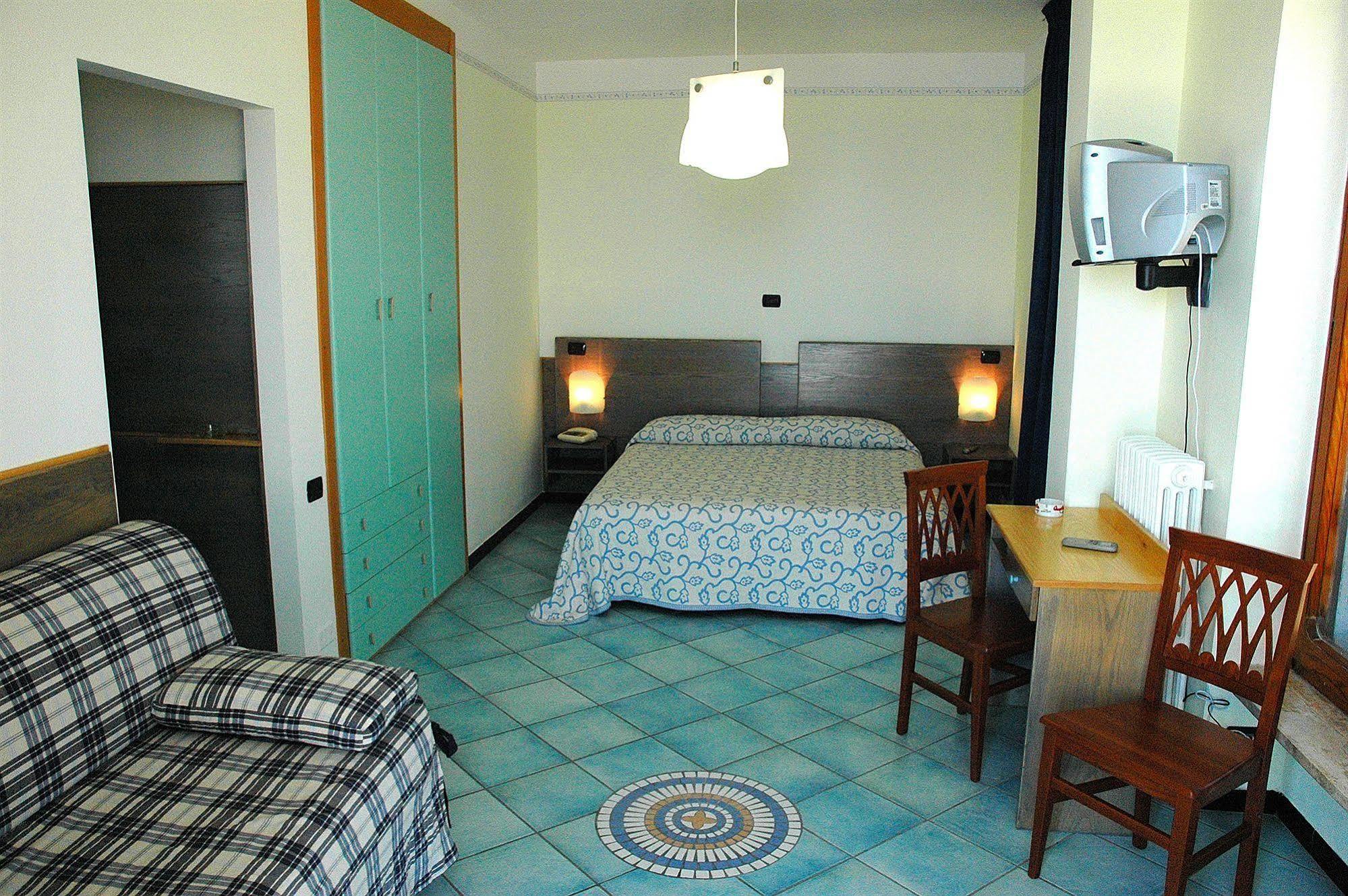 Hotel Côte D'Est San Foca Buitenkant foto